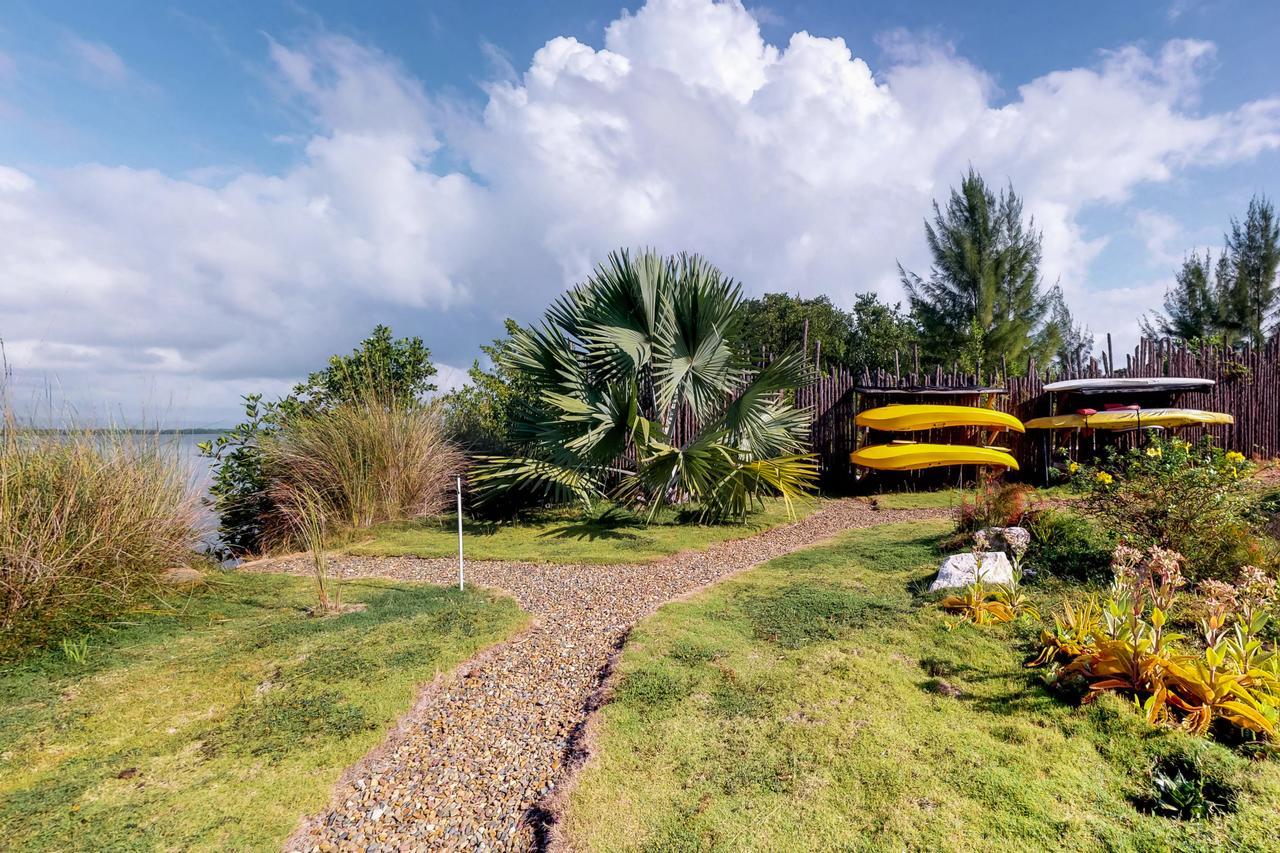Swan Villas Maya Beach Esterno foto